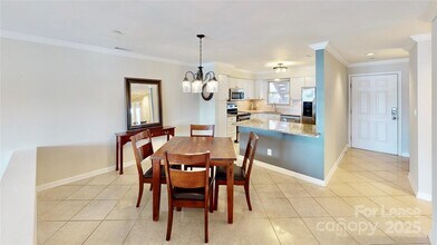 9816 Emerald Point Dr in Charlotte, NC - Building Photo - Building Photo