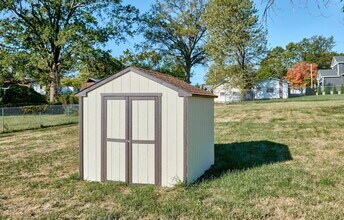 2313 Burns Ave in Overland, MO - Building Photo - Building Photo