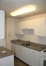 7505 Riverdale Rd, Unit 2034 in New Carrollton, MD - Building Photo - Building Photo