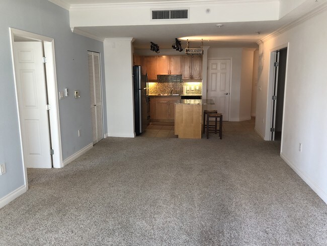 1240 India St-Unit -705 in San Diego, CA - Building Photo - Building Photo