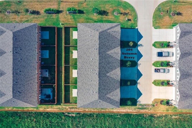 212 Autumn Berry Ln in Brookshire, TX - Building Photo - Building Photo