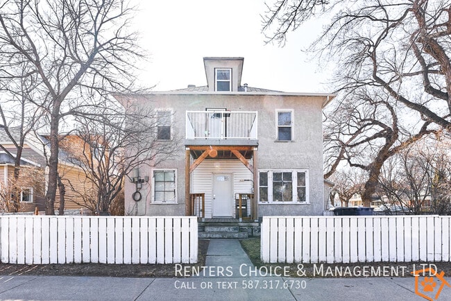 property at 1202-1202 5a Ave S