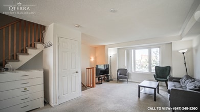 7-2895 Hazelton Pl in Mississauga, ON - Building Photo - Building Photo