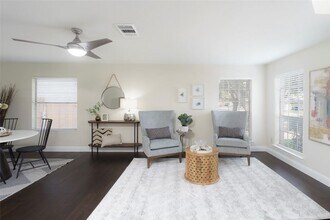 2201 Broughton Ct in Austin, TX - Building Photo - Building Photo