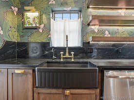 6900 Evening Shade Ln in Arlington, TX - Building Photo