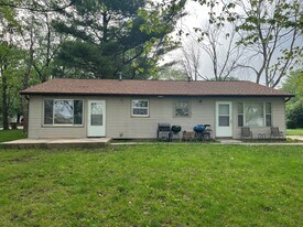 2608 Dale Dr, Unit B in Champaign, IL - Building Photo