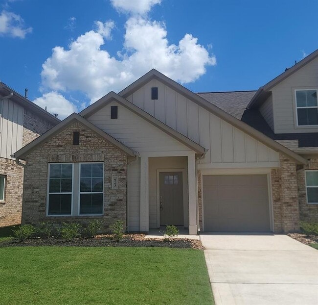 property at 923 Tillman Ln