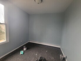 22 Loughlin Dr, Unit #2 Side Apartment in Shirley, NY - Building Photo