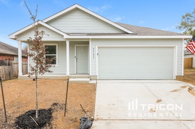 property at 5723 Vista Point
