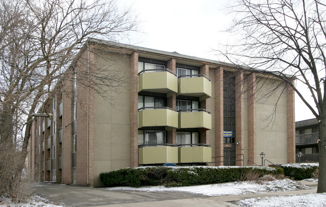 Heritage House in Ann Arbor, MI - Building Photo - Building Photo