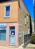 1744 W Foster Ave, Unit 1M in Chicago, IL - Building Photo