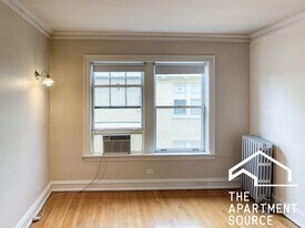 1606 W Sunnyside Ave, Unit 3N in Chicago, IL - Building Photo