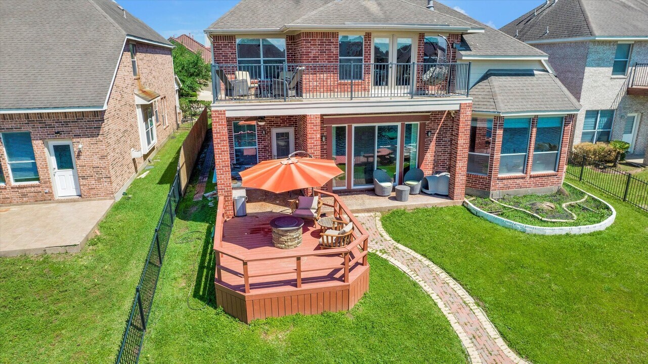 18011 Darling Point Ct in Cypress, TX - Building Photo