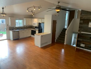 563 Sundisk Dr in Loveland, CO - Building Photo - Building Photo