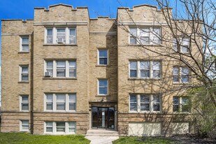 4454 W Parker Ave in Chicago, IL - Building Photo