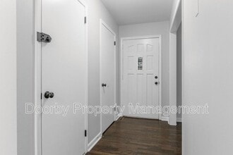 1945 Barrett Dr in Fort Oglethorpe, GA - Building Photo - Building Photo