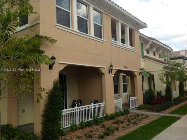property at 2950 St Thomas Dr