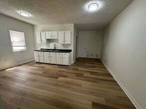 219 Huston St in Circleville, OH - Building Photo - Building Photo