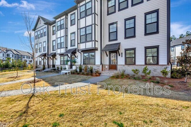 property at 236 Somerset Acrs Dr