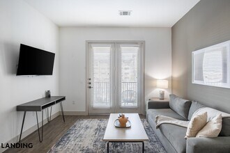 3235 Heritage Trl, Unit 5203 in Denton, TX - Building Photo - Building Photo