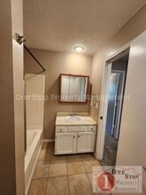 1130 W Sheridan St in Olathe, KS - Building Photo - Building Photo