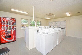 400 Pine Burr Ln in Kilgore, TX - Building Photo - Building Photo