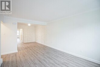 3-295 INDIAN GRVE in Toronto, ON - Building Photo - Building Photo