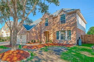 618 Silver Creek Cir in Richmond, TX - Building Photo - Building Photo