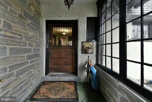 8306 Crittenden St in Philadelphia, PA - Building Photo