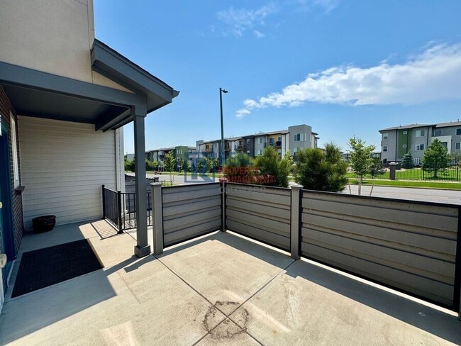 16015 E Bolling Dr in Denver, CO - Building Photo - Building Photo