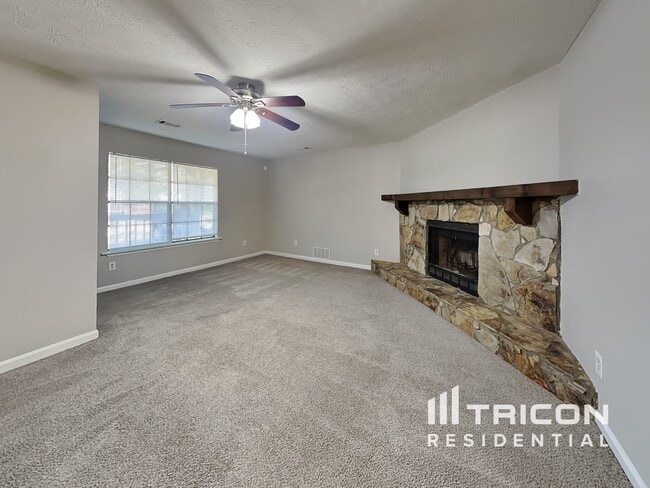 345 Windsor Walk SE in Conyers, GA - Building Photo - Building Photo