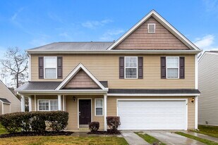 2405 Richard Rozzelle Dr in Charlotte, NC - Building Photo