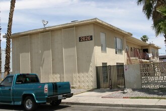 Van Patten Apartments in Las Vegas, NV - Building Photo - Building Photo