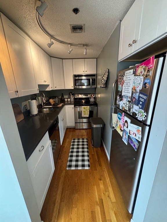 19 Flynt St, Unit 2 in Quincy, MA - Building Photo - Building Photo