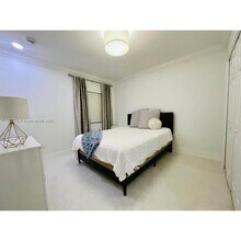 3105 SW 143rd Ct in Miami, FL - Foto de edificio - Building Photo