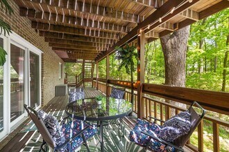 3427 E Dobson Pl in Ann Arbor, MI - Building Photo - Building Photo