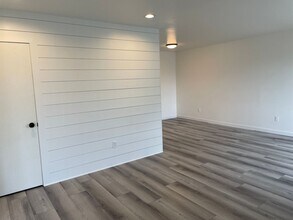 1206 W Columbia Ave in Moses Lake, WA - Building Photo - Building Photo