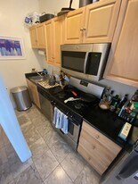 1060 Beacon St, Unit 3 in Brookline, MA - Building Photo