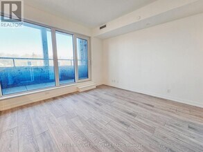 2020-2020 Bathurst St in Toronto, ON - Building Photo - Building Photo