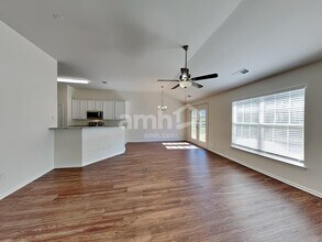 112 Golden Valley Dr in Mooresville, NC - Building Photo - Building Photo