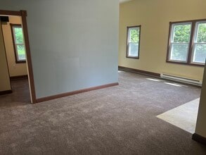 18 Harmony School Rd, Unit 1 in Flemington, NJ - Building Photo - Building Photo