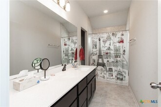 220 Blue Agate Ct in Jarrell, TX - Building Photo - Building Photo