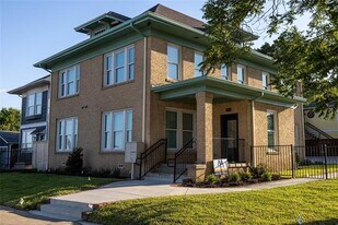 715 S Jennings Ave in Fort Worth, TX - Building Photo