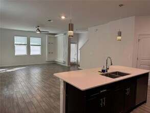 1660 Cross Prairie Pkwy in Kissimmee, FL - Building Photo - Building Photo