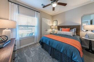 Hawthorne at Bay Forest in La Porte, TX - Building Photo - Building Photo