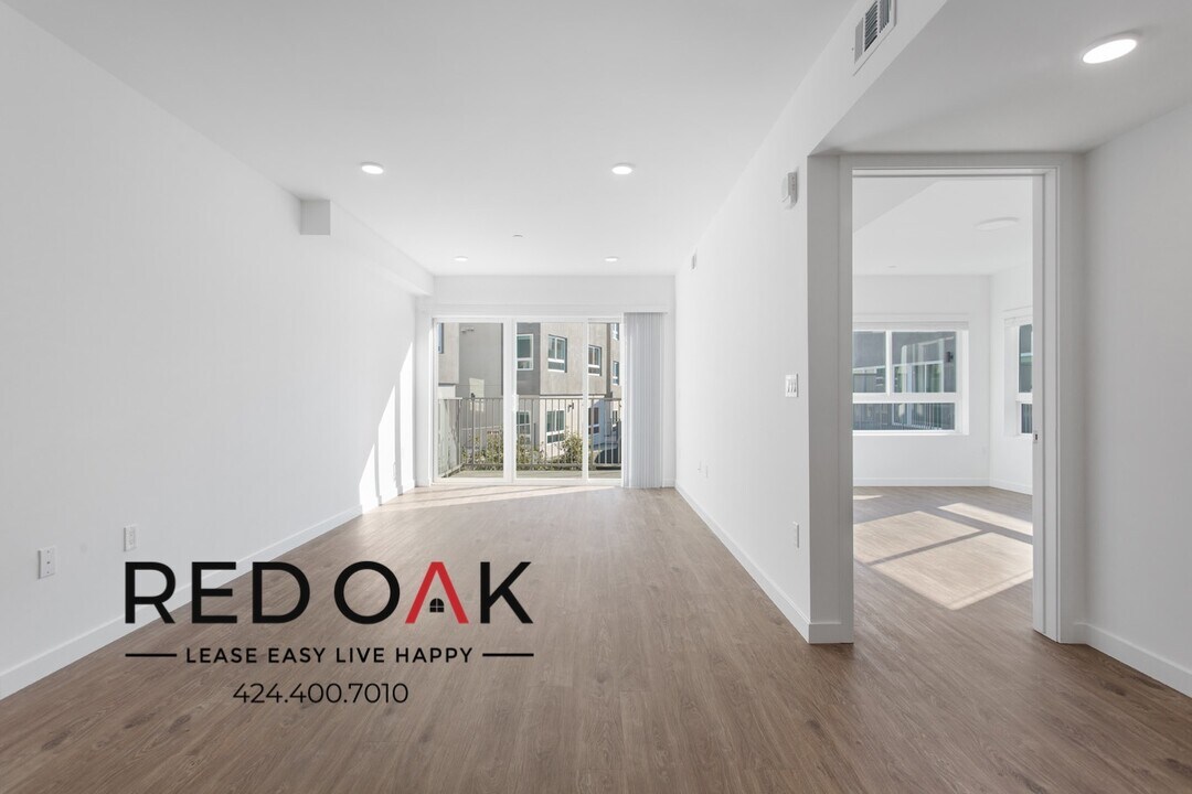 1011-1013 Everett St in Los Angeles, CA - Building Photo