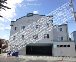 541 Wave St in Monterey, CA - Building Photo