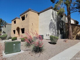 3151 N Soaring Gulls Dr in Las Vegas, NV - Building Photo