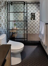 1200 Ocean Dr in Miami Beach, FL - Building Photo - Building Photo