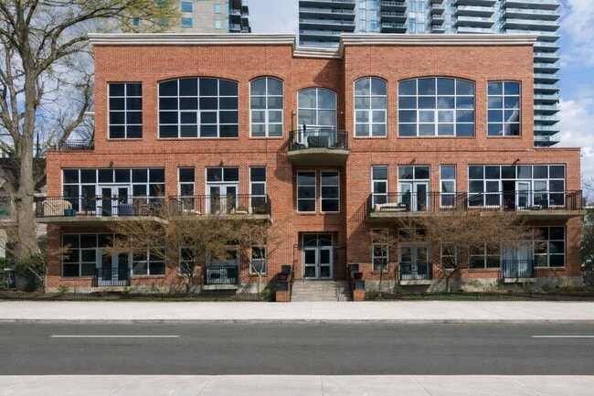 property at 1023 Juniper St NE